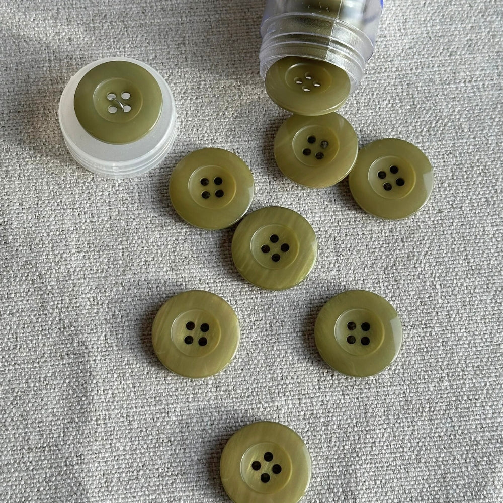 Knap - Shiny Lys Oliven - 18 mm