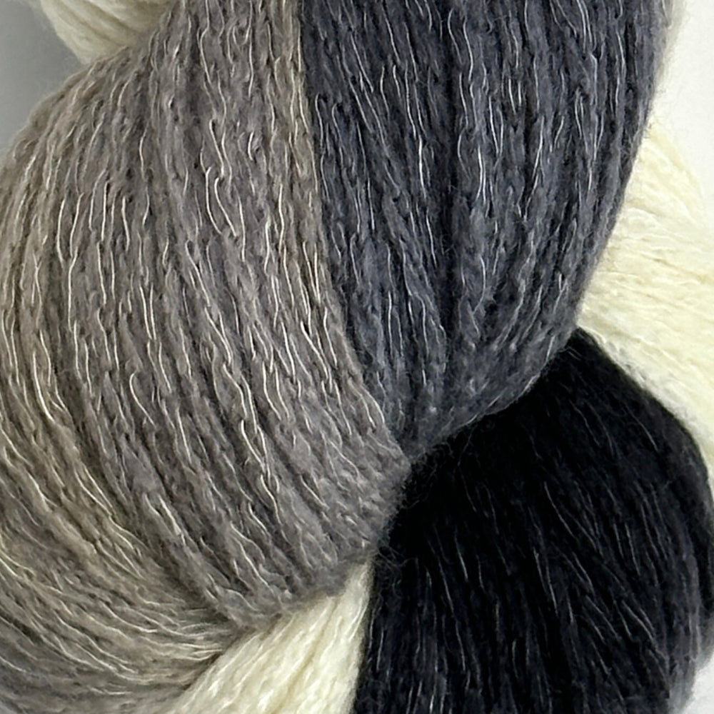 Anniversary - Merino/Silke/Cashmere - Shadows - 31178