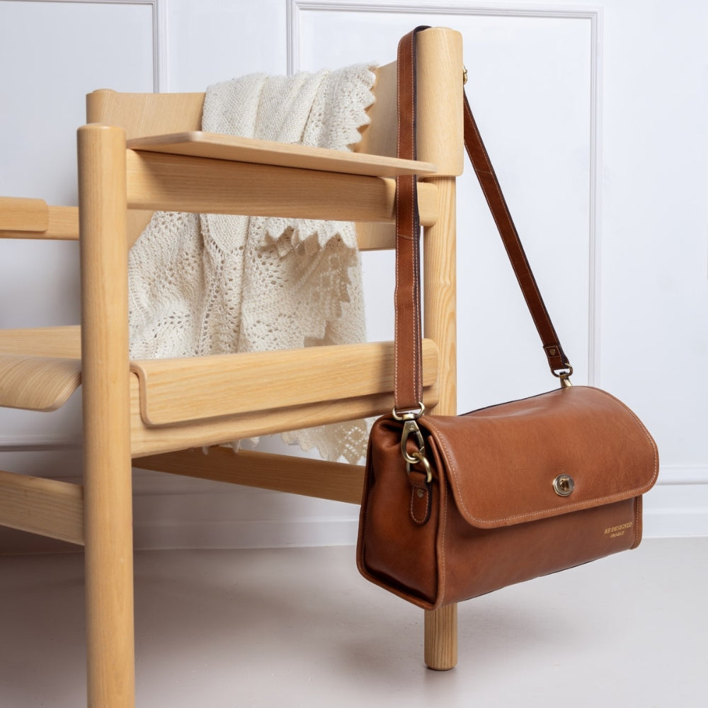 Redesigned Project 74 - Strikketaske - Walnut