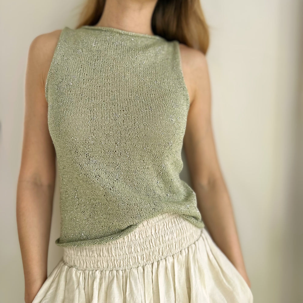 Strikkekit - Black Night Top af Knitamore (Passion Fruit)