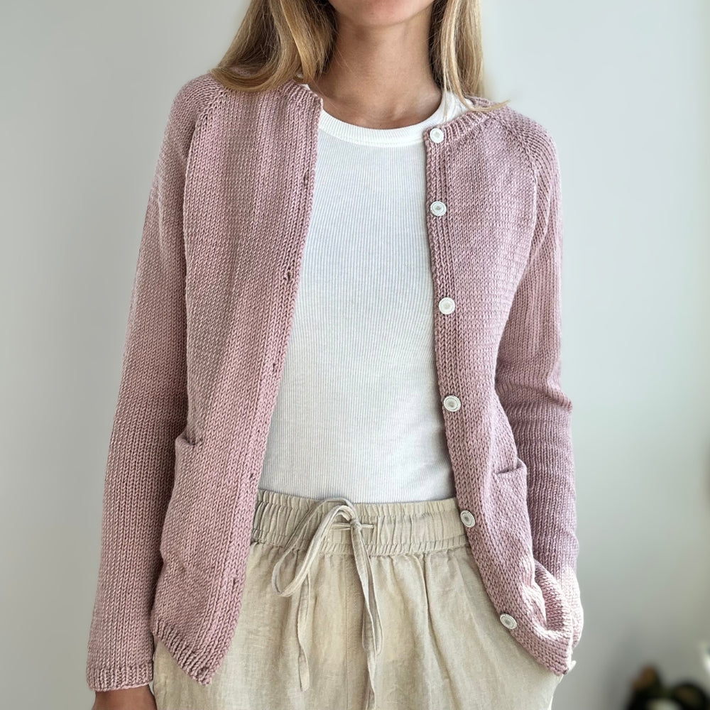 Strikkekit (uden opskrift) - Copenhagen Cardigan af PetiteKnit (MerinoCot)
