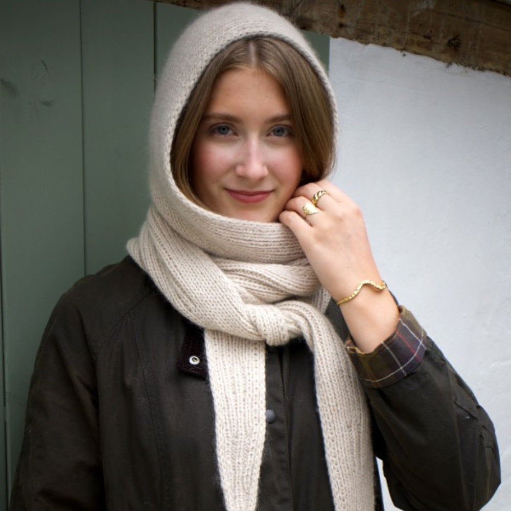 Isolde Hood - Knitamore