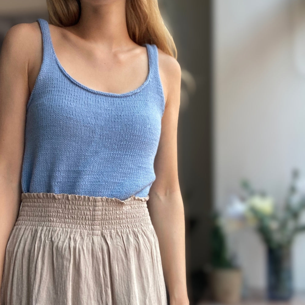 Strikkekit (uden opskrift) - June Top af PetiteKnit (MerinoCot)