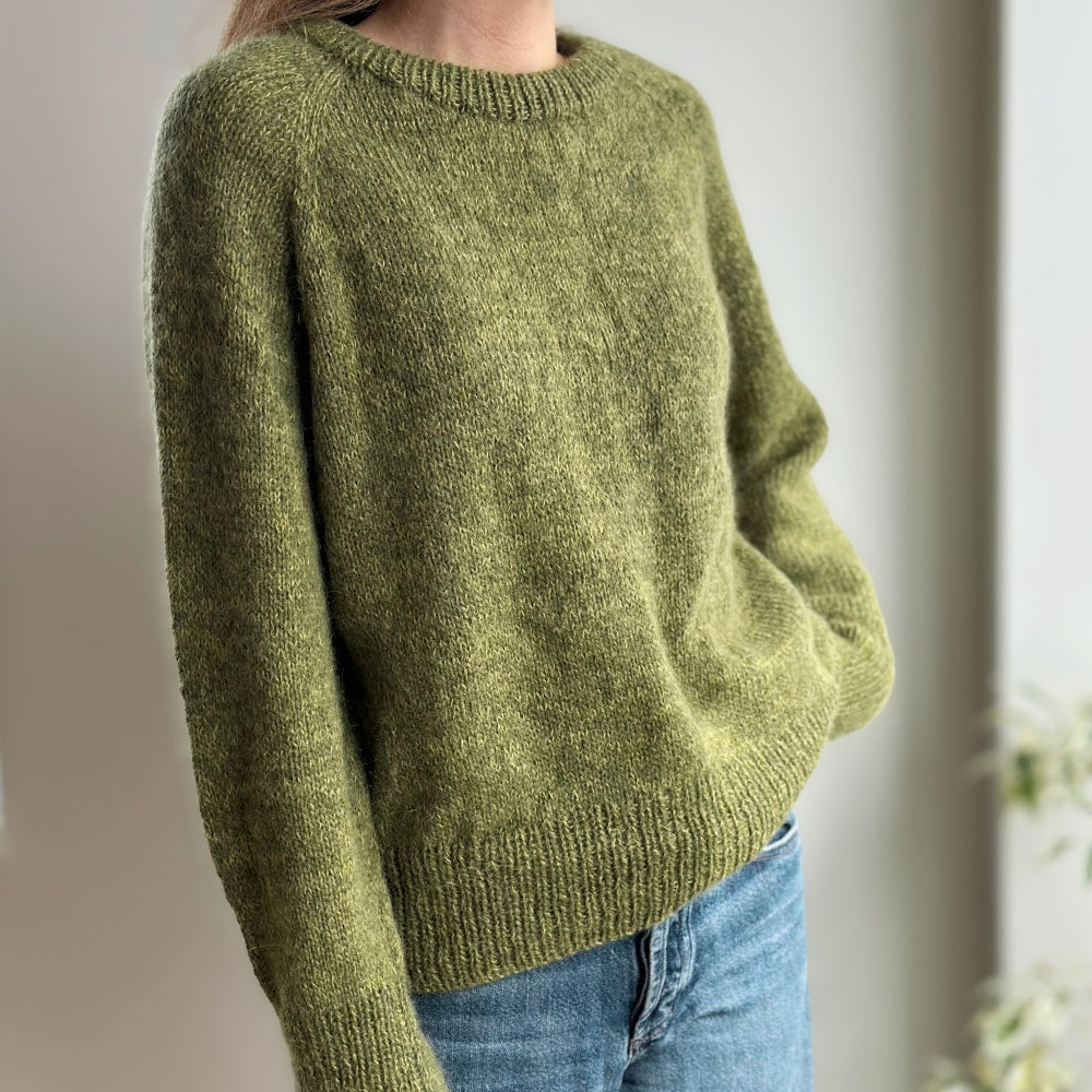 Strikkekit (uden opskrift) - Monday Sweater af PetiteKnit (Shetland Wool + Silk Mohair)