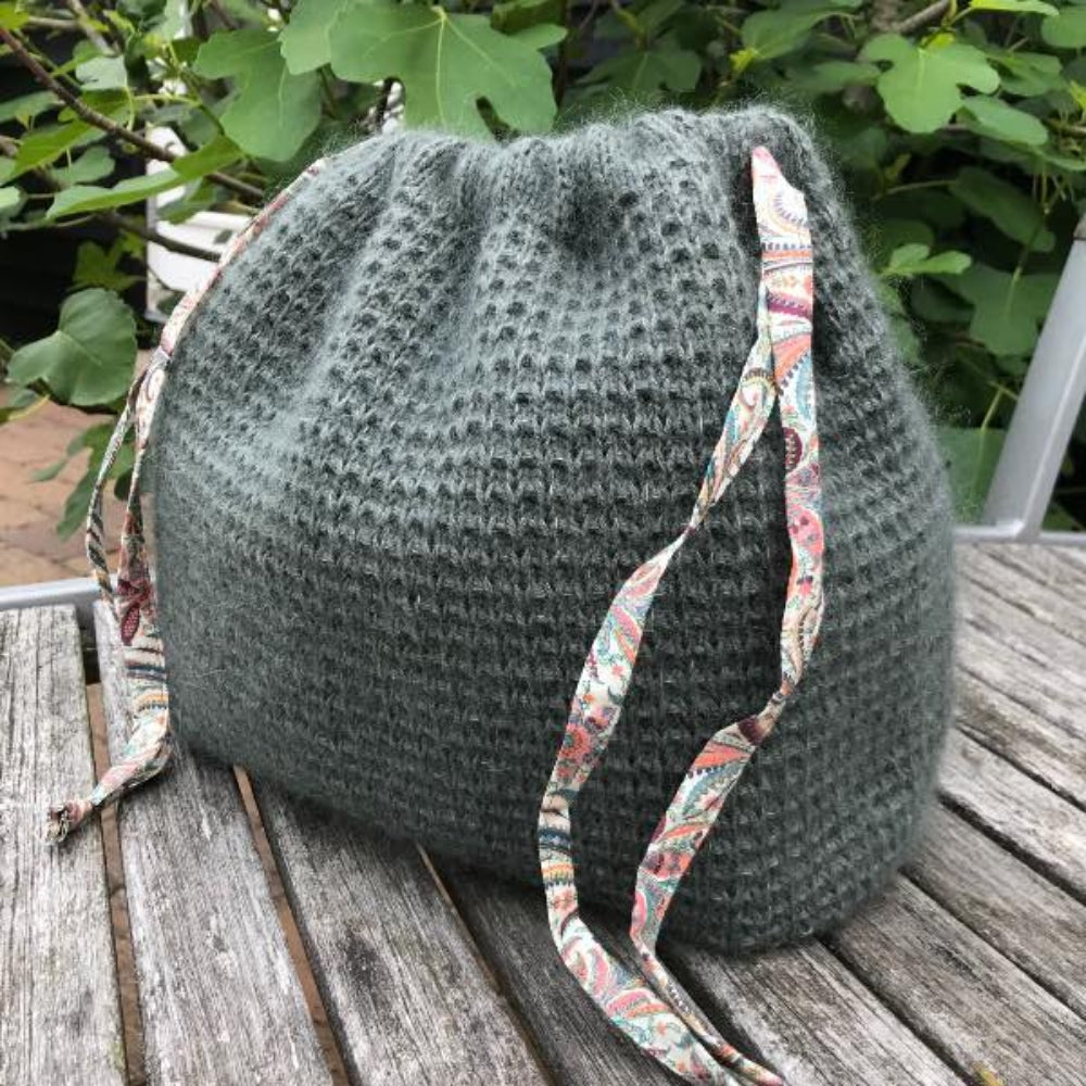 Oliva Totebag - Knitamore
