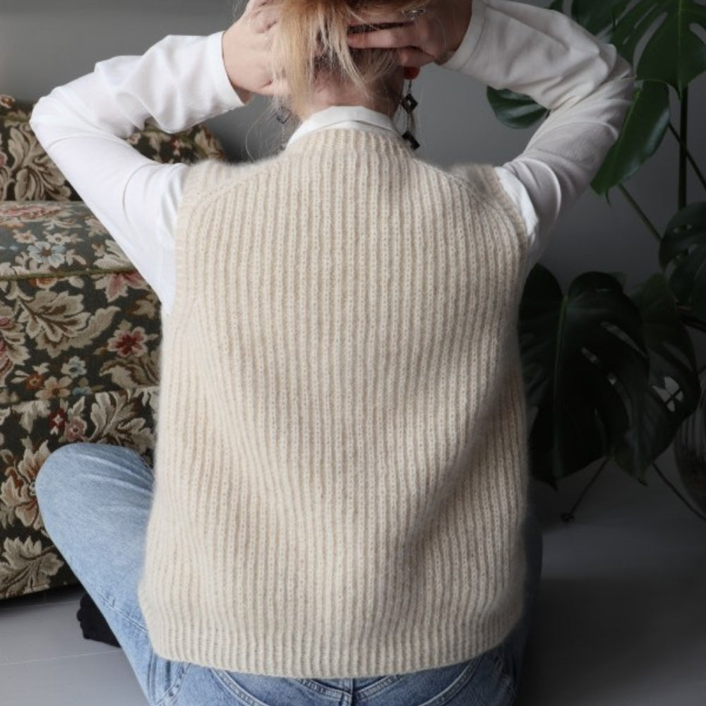 Robin Vest - Knitamore