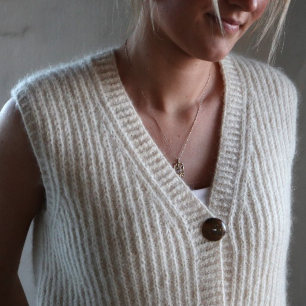 Robin Vest - Knitamore