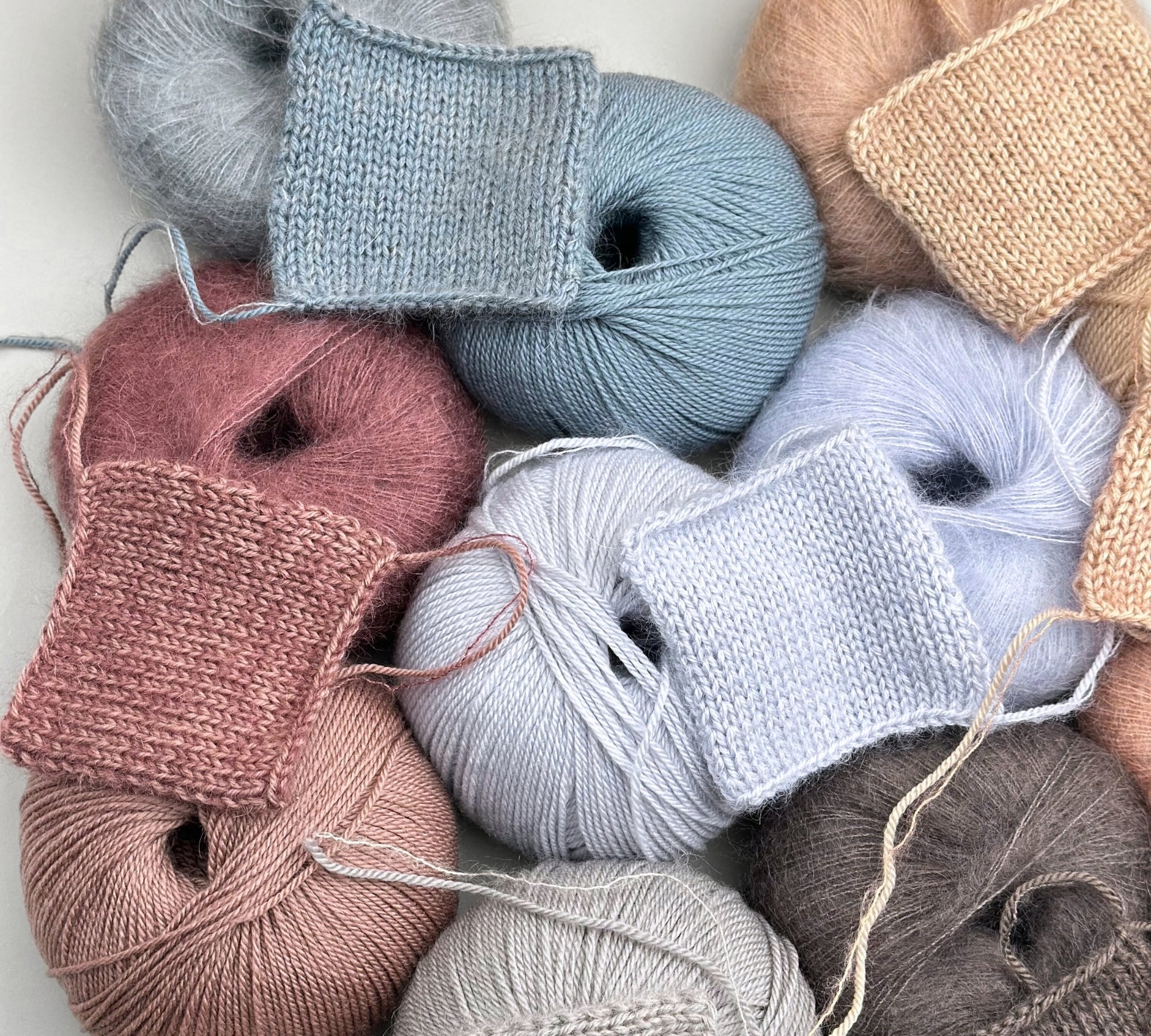 Skema: Strikkefastheder i Smuksaks garn