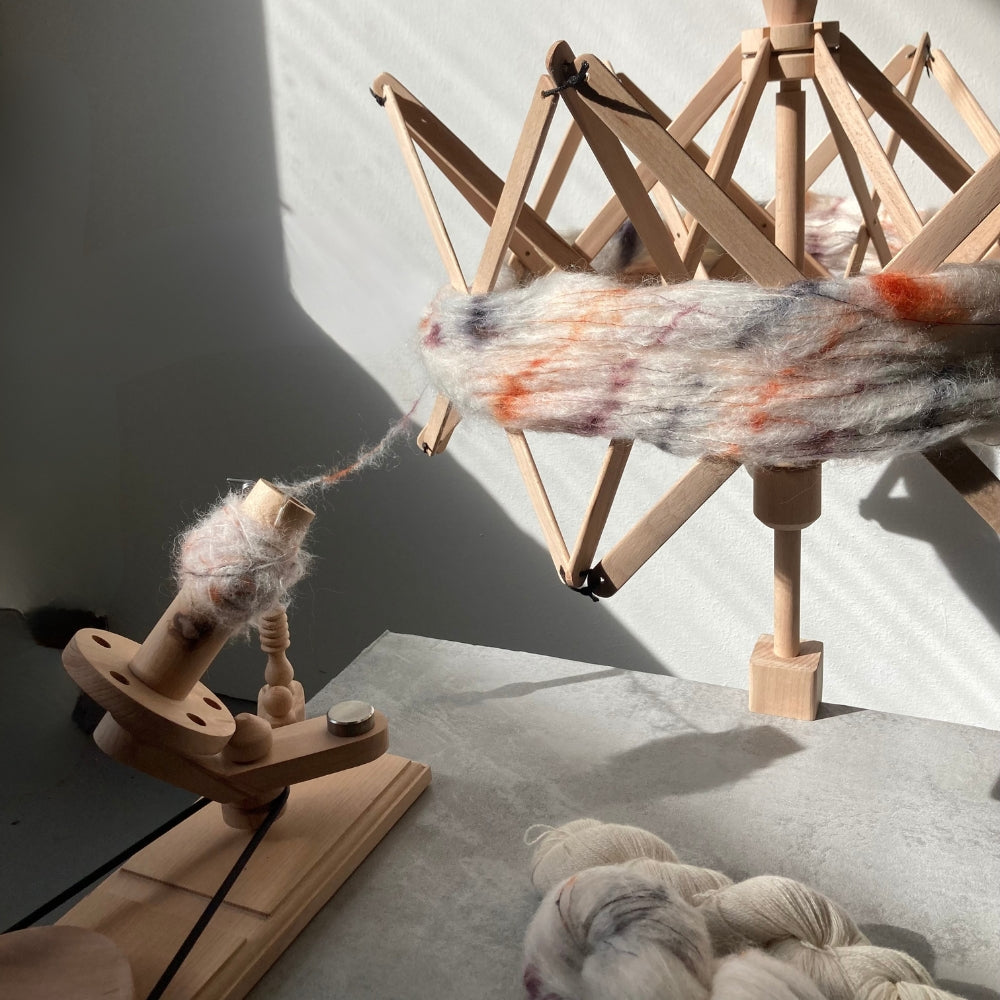 Garnvinde og krydsnøgleapparat i bøgetræ (Sæt)