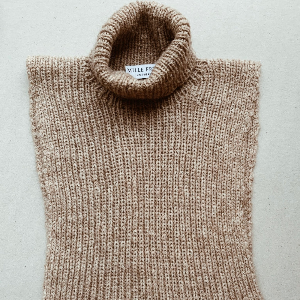 Under The Coat - Mille Fryd