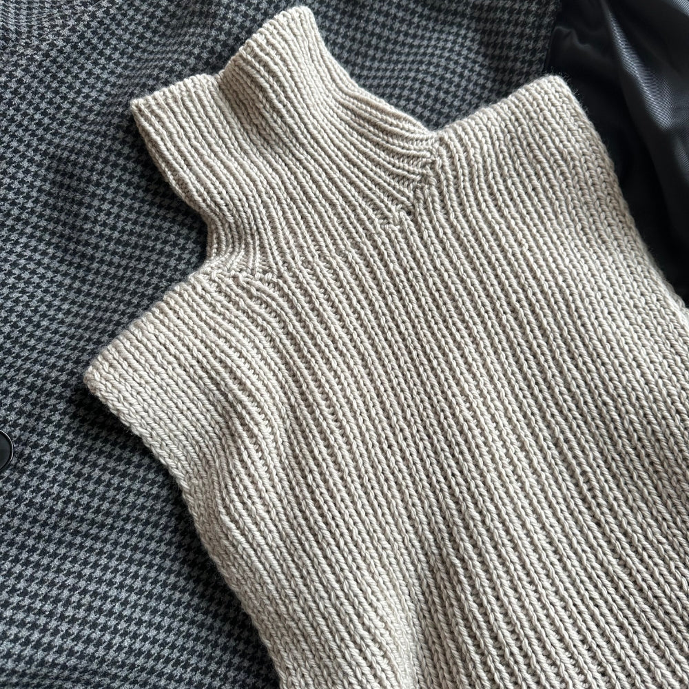 Under The Coat - Mille Fryd