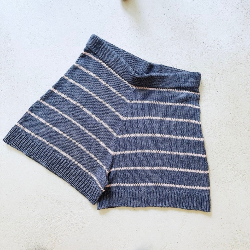 Basic A-Shape Shorts - Spektakelstrik