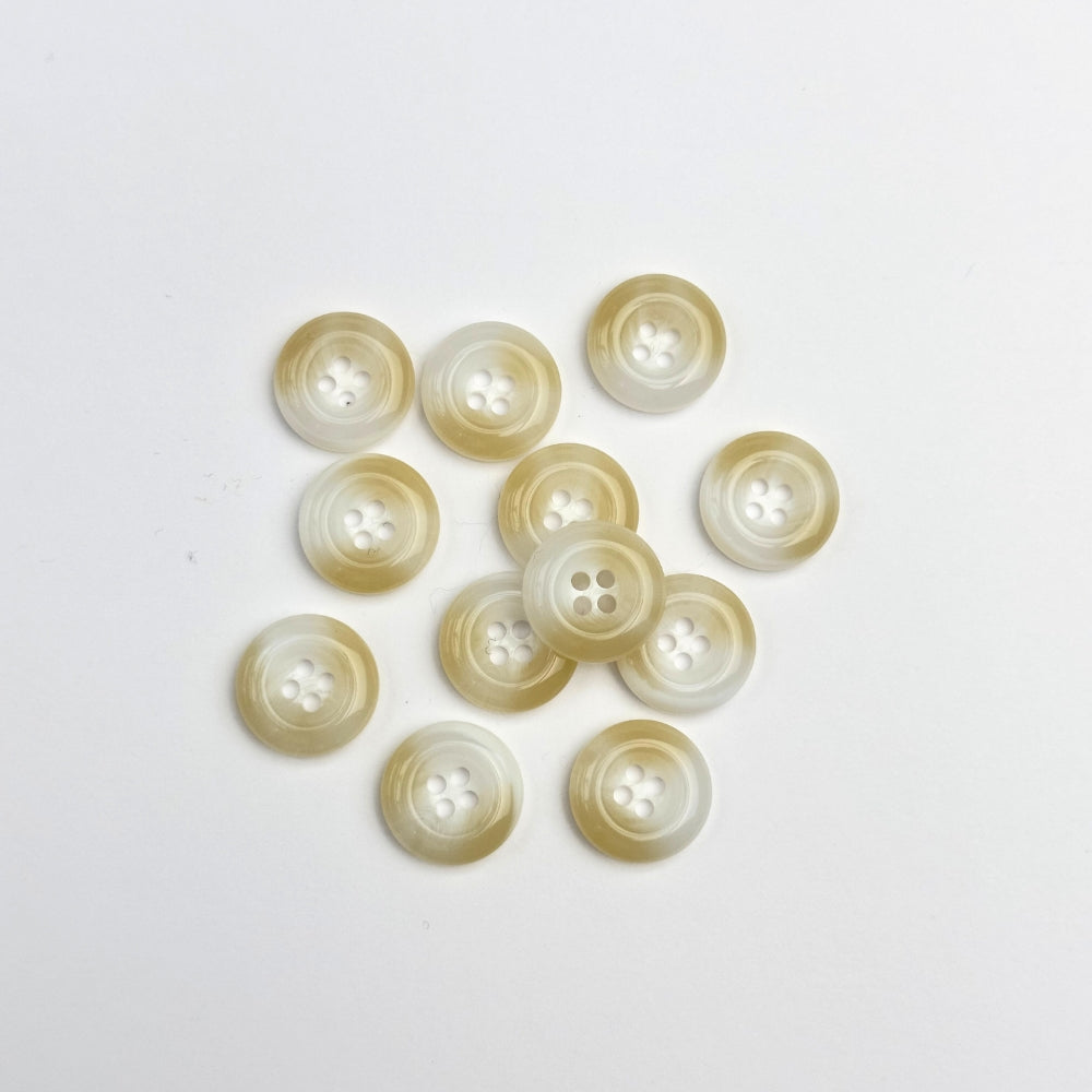 Knap - 4 huls knap - Cream - 15 mm