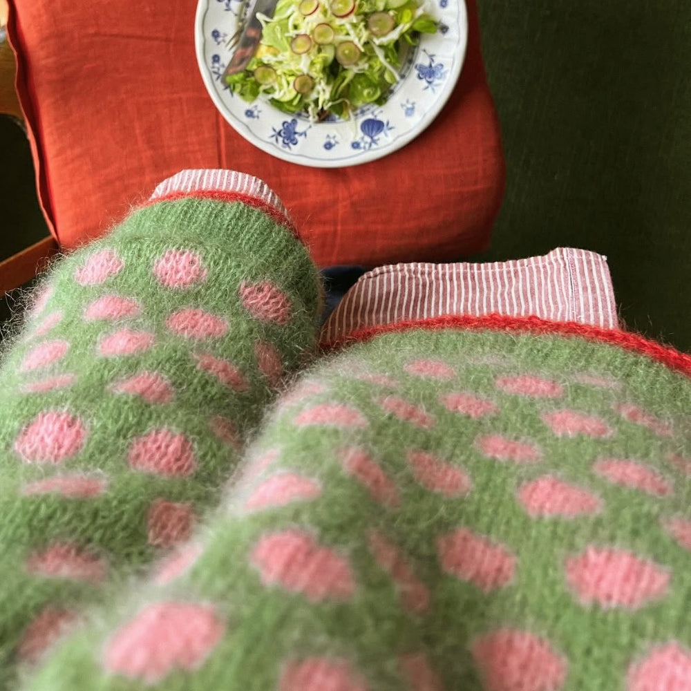 Knitting kit (without pattern) - Dotty Lotte - Karoline Barfod