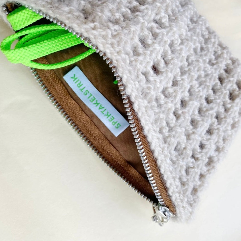 Erika Clutch - Spektakelstrik