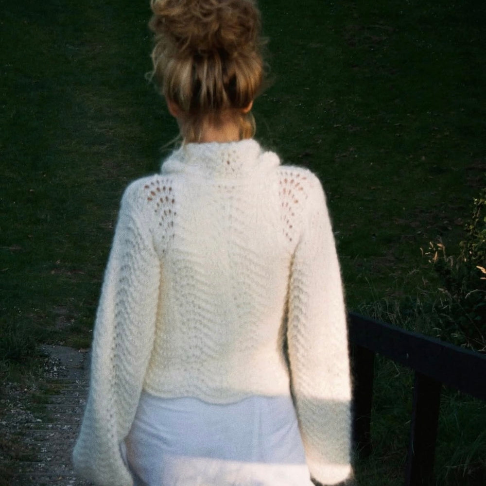 Knitting kit (without pattern) - Dotty Lotte - Karoline Barfod