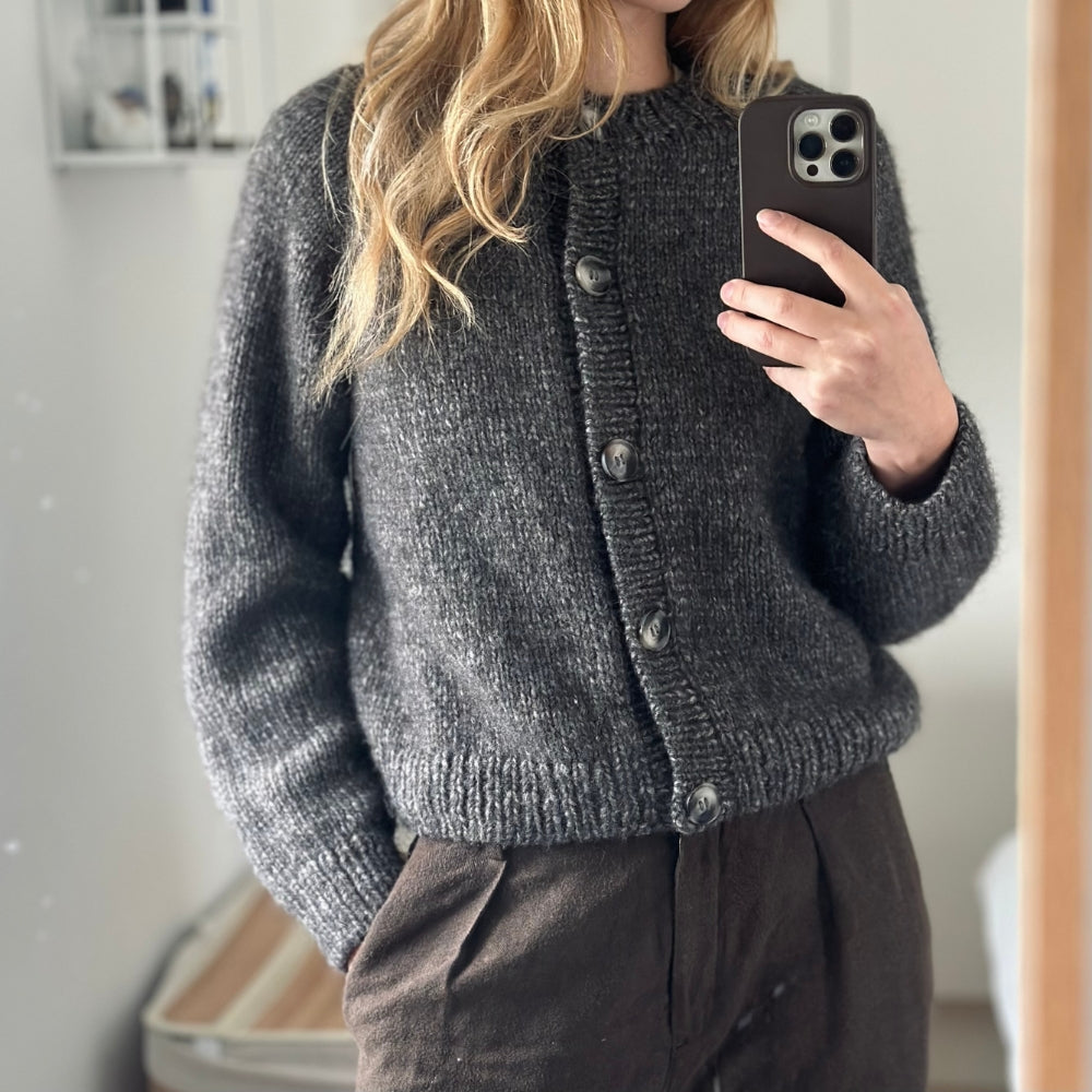 Knitting kit (without pattern) - Dotty Lotte - Karoline Barfod
