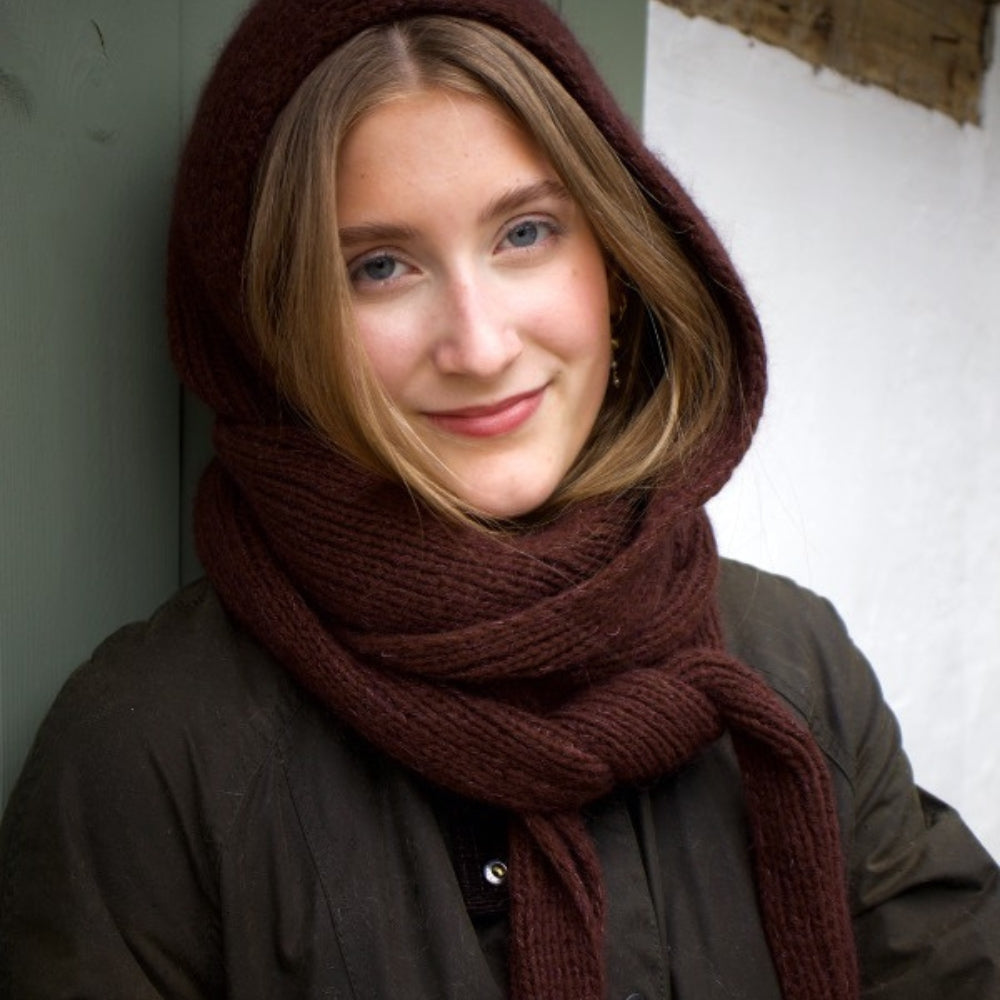 Isolde Hood - Knitamore