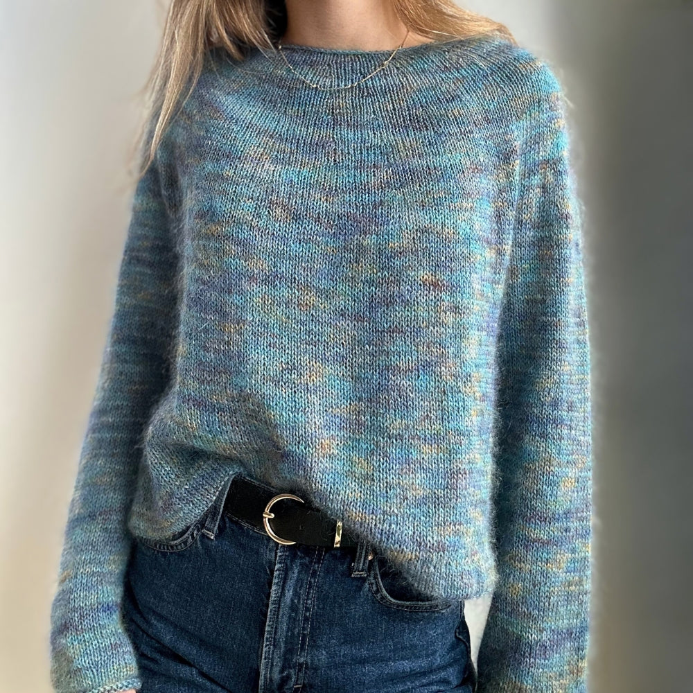 Strikkekit (uden opskrift) - Plain Yoke Blouse af Le Knit (True Silk + Opera)
