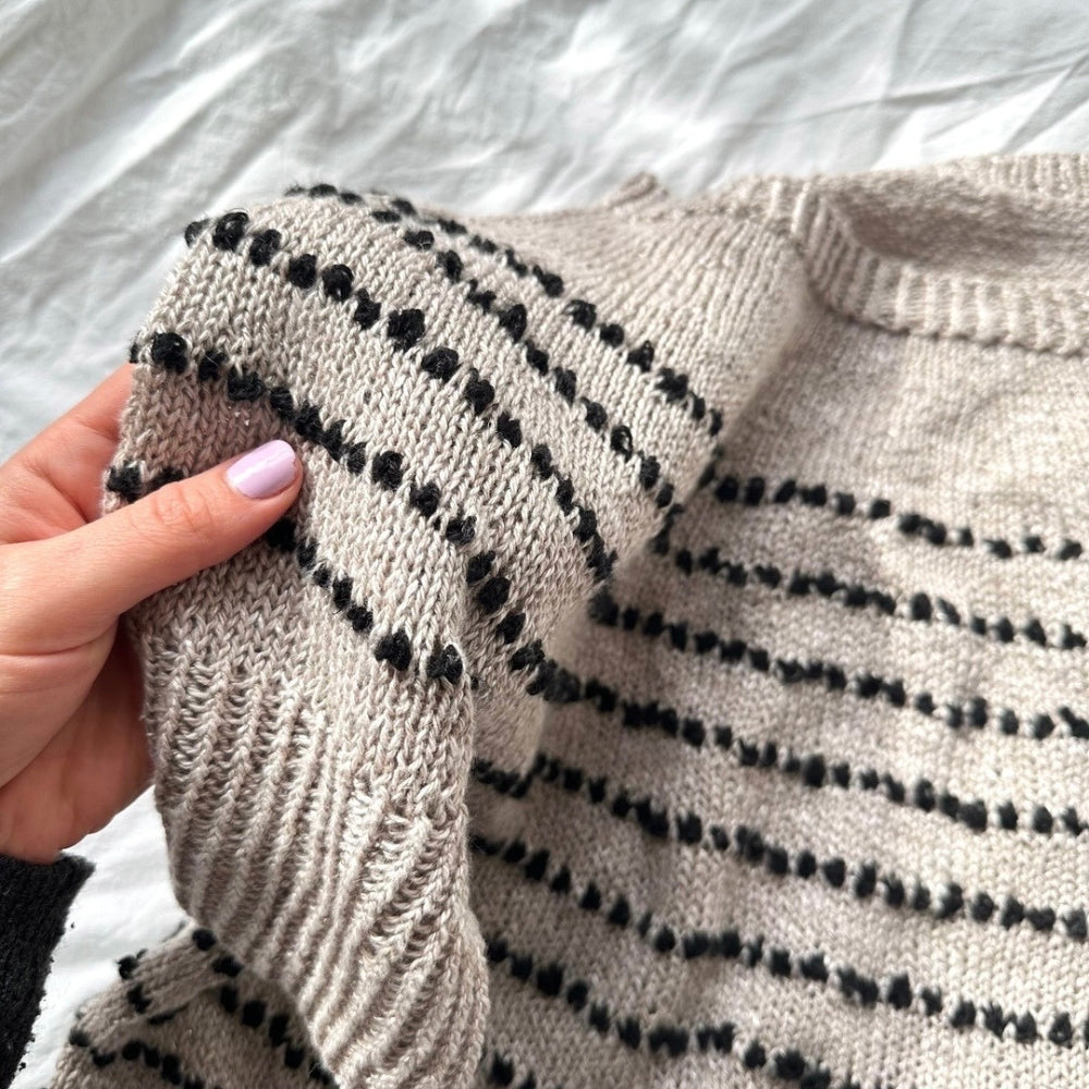 Knitting kit (without pattern) - Dotty Lotte - Karoline Barfod